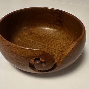 Yarn Bowl